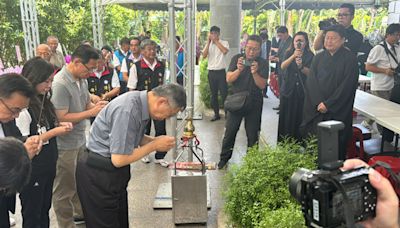 傅崐萁母喪！鄭銘謙、柯文哲赴花蓮致哀 民眾黨籲加強花東海空運 - 寶島