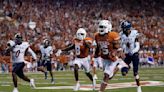 Robinson's 3 TDs power No. 21 Texas over UTSA 41-20