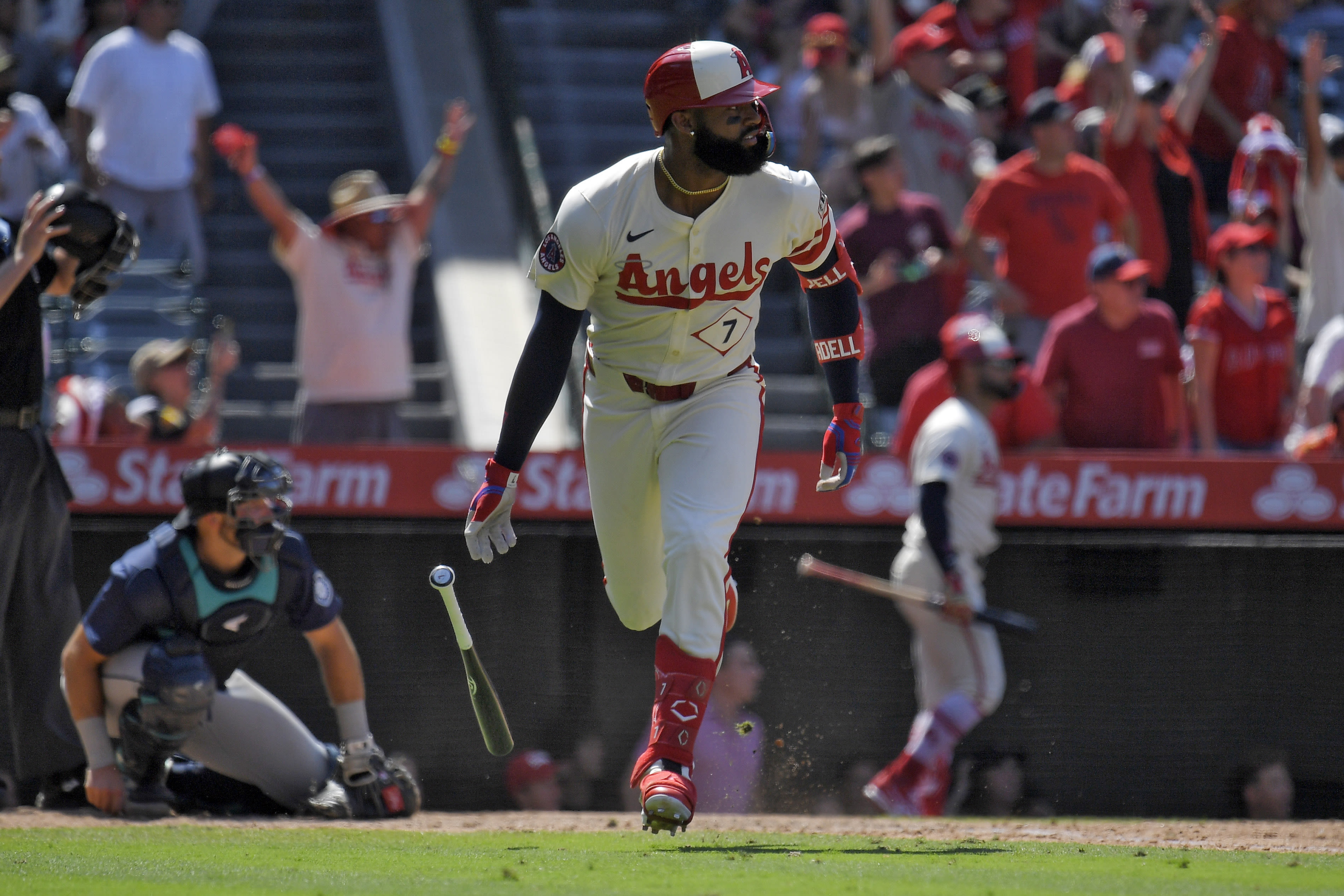 Ron Washington is presented ball from last out of Angels' likely final Oakland visit