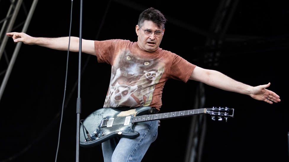 Steve Albini: US indie-music giant dies at 61