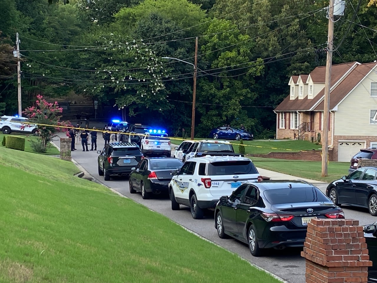 Man, woman, child found shot to death in car near Birmingham park