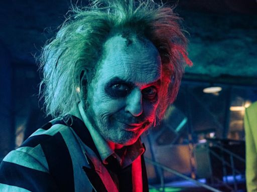 Beetlejuice Beetlejuice Star Michael Keaton Teases "Stronger Story" Than Original