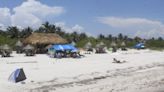 Vecinos de El Cuyo dan ultimátum a dueños de casas de Verano por invadir las playas