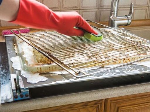 Mrs Hinch fans share 'easiest and fastest' way to clean oven racks using 5p product