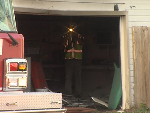 North Fargo garage fire under investigation