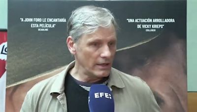 Viggo Mortensen presenta su segunda película "Hasta el fin del mundo" en València