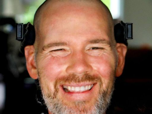 Former WSU Cougar, NFL player Steve Gleason on his new memoir, life with ALS