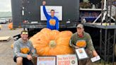 Upstate New York pumpkin breaks weight record