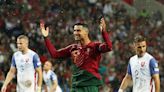 梅開二度助葡萄牙3比2擊敗斯洛伐克，提前晉級歐國盃會內賽，C羅：我享受現在