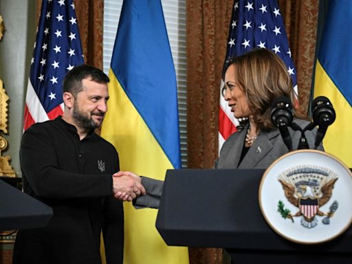 Harris slams Ukraine 'surrender' policy with Trump confirming Zelensky meet