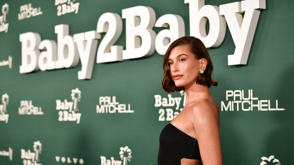 Hailey Bieber, 27, Is Blindsided By This Super-Common Pregnancy Pain