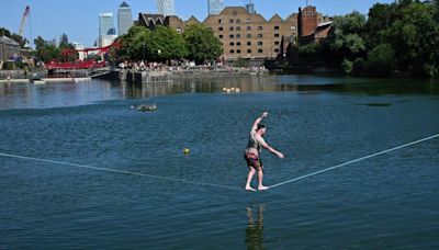 London weather warms up as skies clear - but how long will it last?