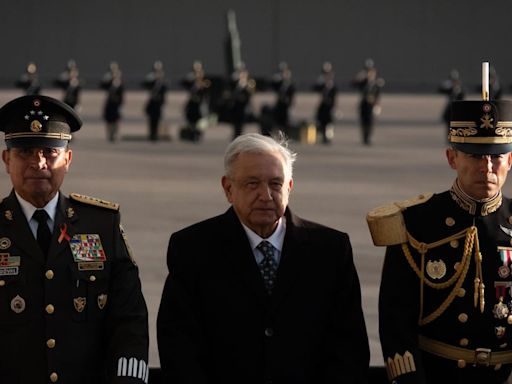 ¿AMLO podría regresar como Secretario de la Defensa Nacional en el gobierno de Claudia Sheinbaum? Esto reveló el todavía presidente