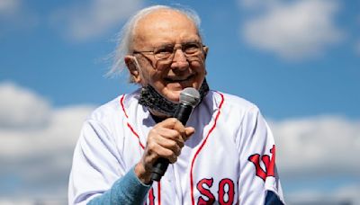 95-Year-Old Boston Celtics Legend Bob Cousy Reveals He Will Only Attend Banner Celebration On THIS Condition