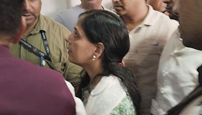 Emergency-like situation: CM’s wife; AAP says CBI left exposed in Delhi court