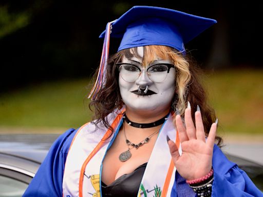 Boonsboro High senior denied chance to walk on graduation stage due to makeup 'concerns'