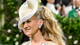 Sarah Jessica Parker’s Latest 'And Just Like That' Look Has Fans Loving Carrie’s Style All Over Again