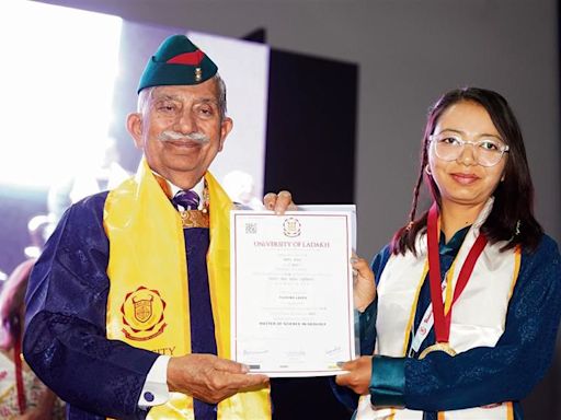 493 conferred degrees at first convocation of Ladakh varsity