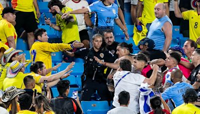 Scaloni, Martinez defend Uruguay players after Colombia fan clashes