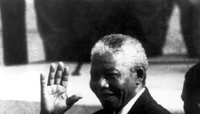 30 años de la elección de Mandela como primer presidente negro sudafricano, elegido por sufragio universal