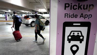 Massachusetts ballot question would give Uber and Lyft drivers right to form a union