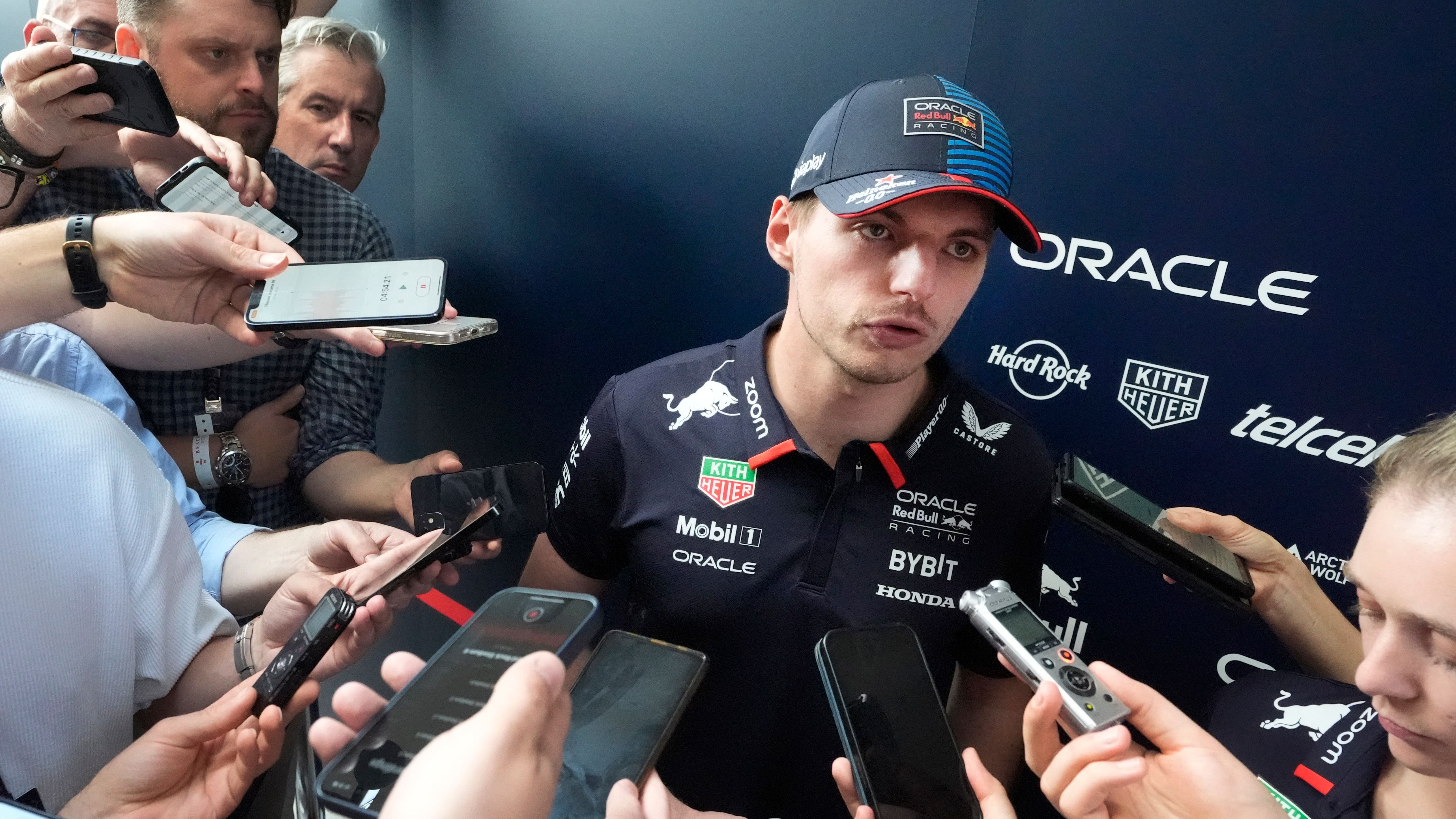 Max Verstappen ready to snub reported big-money offer from Mercedes