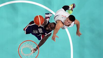 Kevin Durant, LeBron James propel USA men's basketball in Olympic opening win over Serbia