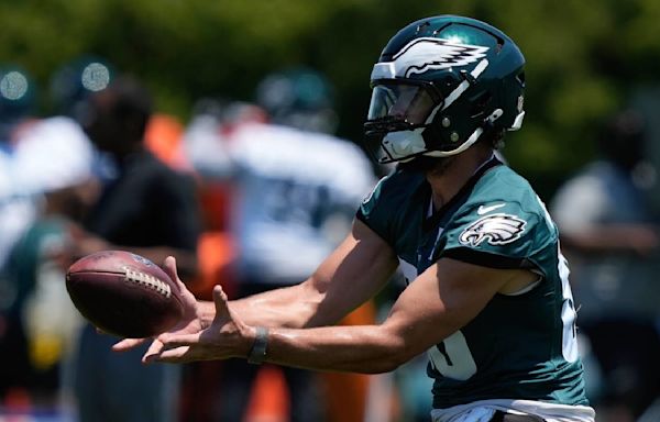 Eagles TE Dallas Goedert eager to play in Kellen Moore's offense, continue career in Philadelphia