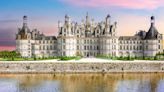 El impresionante castillo de Francia que simboliza el poderío de un rey: su conjunto es tan grande como el centro de París