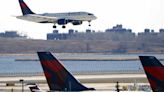 Incendio en avión Delta en Seattle-Tacoma