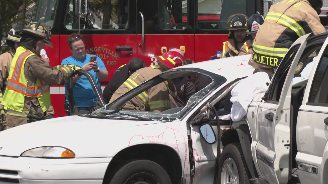 Stateline first responders educate students on the dangers of driving under the influence