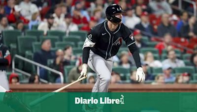 Smith logra grand slam y produce 6 en paliza de Diamondbacks sobre Cardenales, 14-1