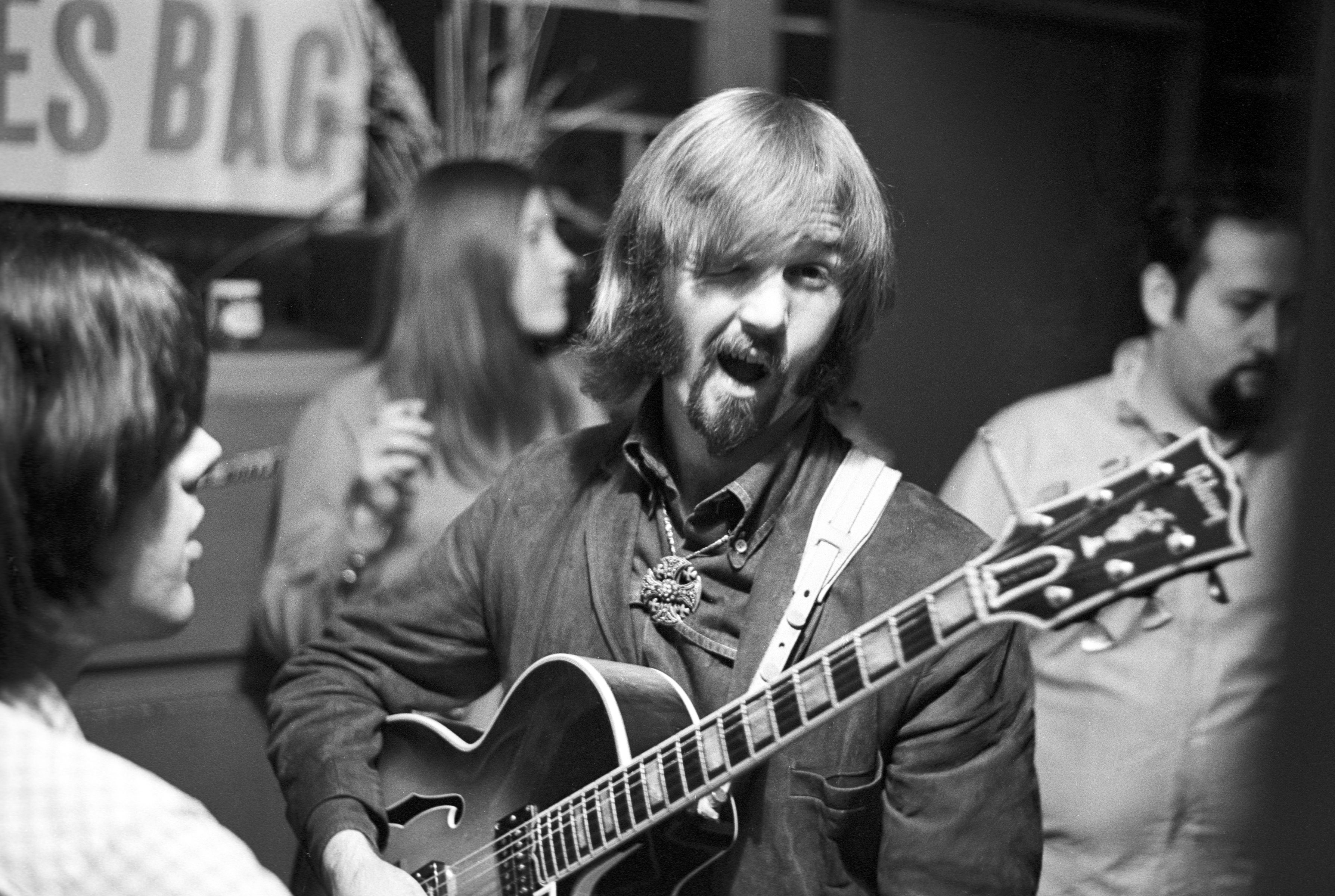 Jerry Miller, guitarist behind psychedelic groove of Moby Grape, dies at 81