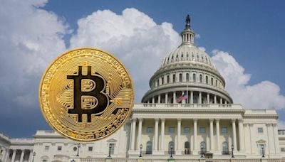 Top House Democrats Will Not Rally Party Against Crypto Bill Despite Opposition - Coinbase Glb (NASDAQ:COIN)