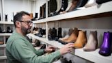 Argentine shoemakers and tailors buckle under 109% inflation