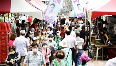 民進黨黨職改選 投票所湧現人潮 (圖)