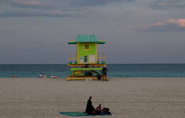 Florida weather update: Hot temperatures and a warning for swimmers