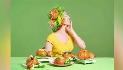 Panera Bread releases derby-inspired 'Bread Hat' for the Kentucky Derby