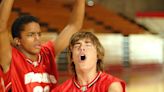 Zac Efron pulls faces as he humorously re-watches High School Musical