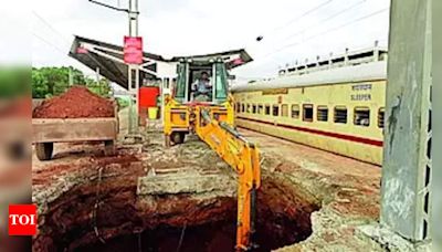 Safety Concerns Raised at SWR's ABSS Redevelopment Sites | Hubballi News - Times of India