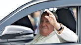 What car is Pope Francis using in Jakarta?