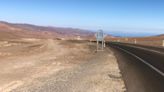 Es considerada la carretera más peligrosa del norte de Chile: vía estrecha, curvas cerradas y un duro invierno