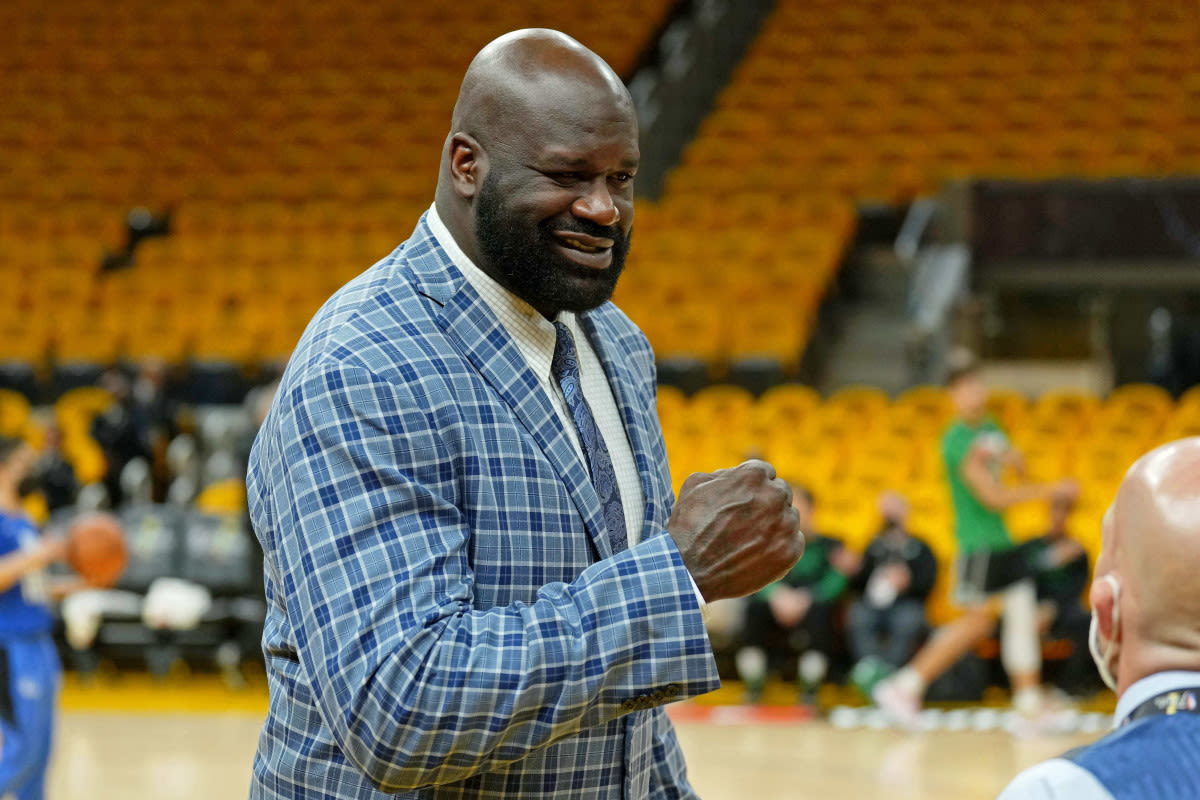 Shaquille O'Neal Caught Singing To Luka Doncic Before Game 3