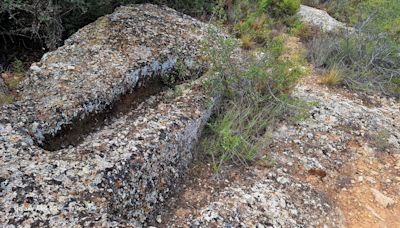 Piden preservar las tumbas islámicas excavadas en roca en Xàtiva