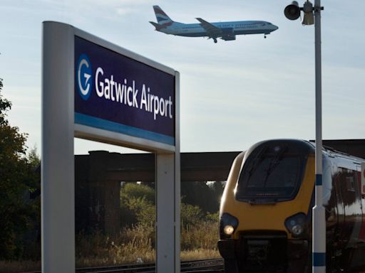 Gatwick Airport chaos as flights suspended and diverted after BA plane aborts takeoff