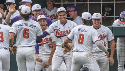 NCAA baseball super regionals teams ranked as 16 teams fight for College World Series