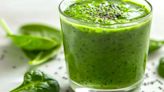 Estos son los ingredientes del jugo verde para bajar de peso