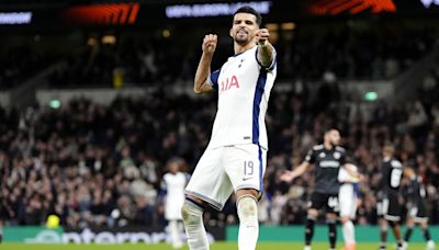 Solanke on song as Spurs recover from Dragusin red card to ease past Qarabag