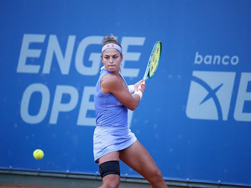 Carol para na semi em dia de jornada dupla na Argentina - TenisBrasil