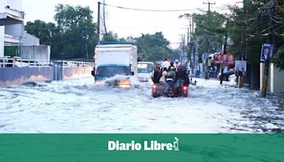 Autoridades aumentan a 12 provincias en alerta y se preparan ante efectos de vaguada